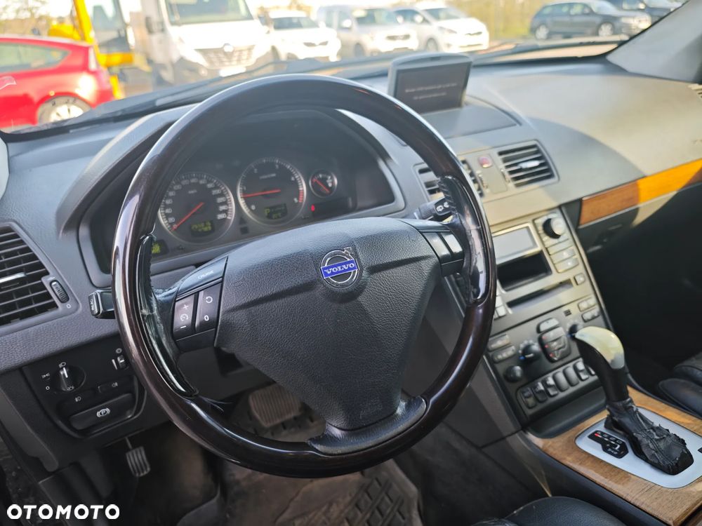 Volvo XC 90 2.4D Momentum - 13