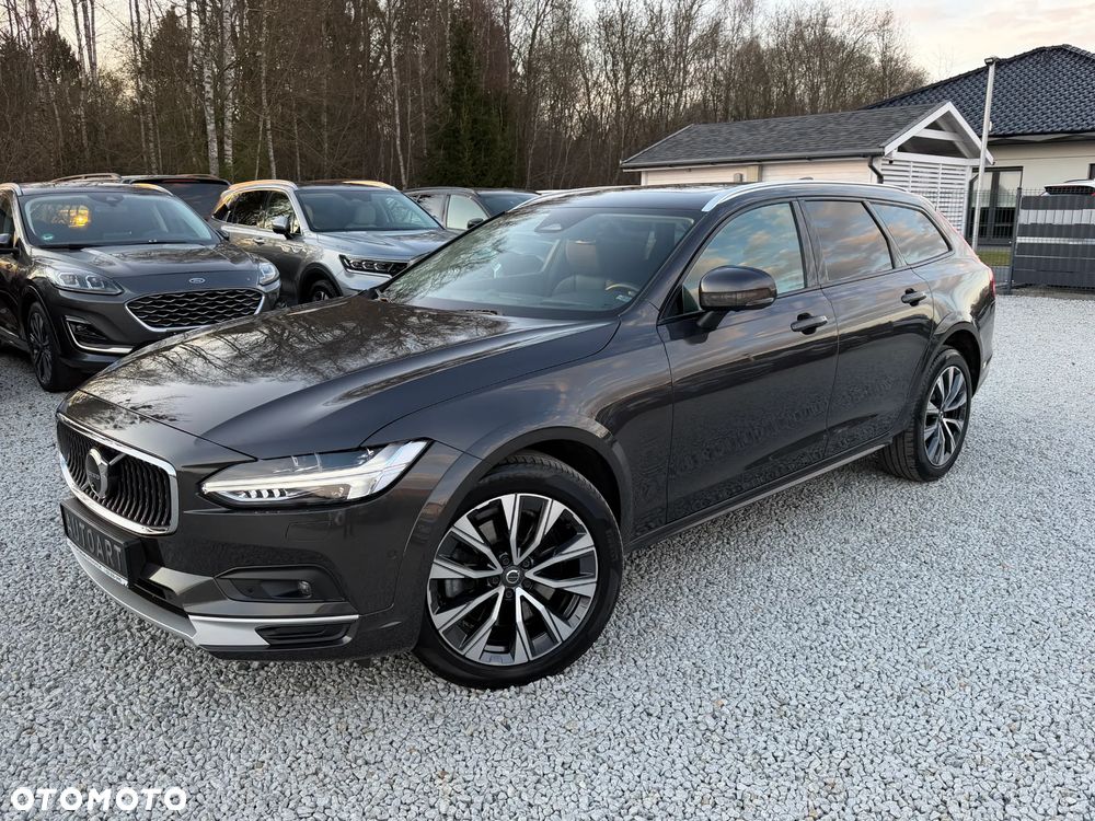 Volvo V90 Cross Country B5 D AWD Ultimate - 6