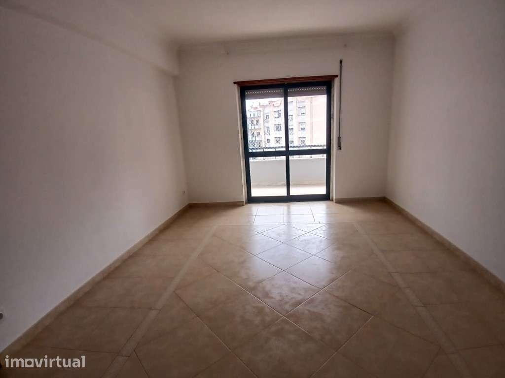 T2 com suite na Ouressa - Grande imagem: 3/23