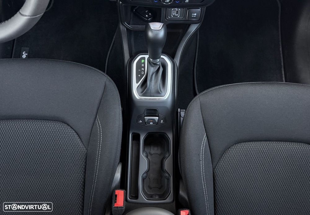 Jeep Renegade 1.5 TG e-Hybrid Altitude DCT - 9