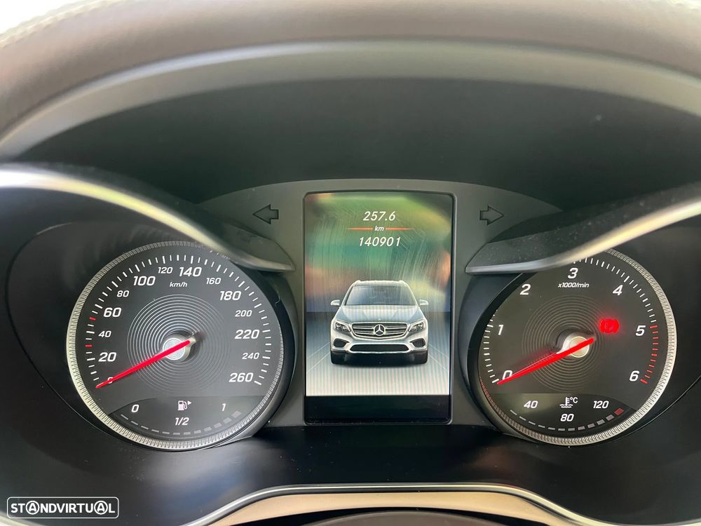 Mercedes-Benz GLC 250 - 5