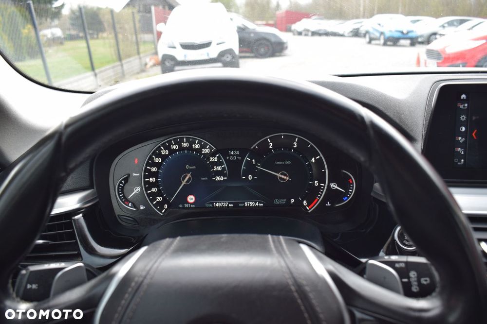 BMW Seria 5 520d xDrive Sport Line sport - 8