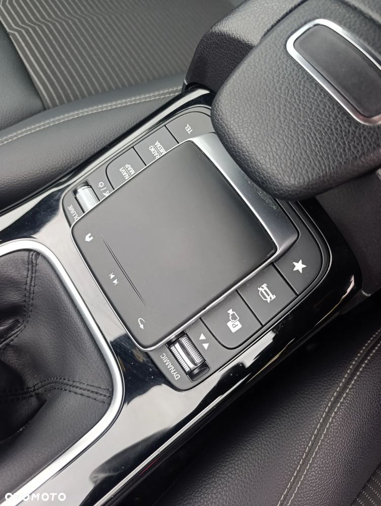 Mercedes-Benz Klasa A 160 Edycja specialna - 23