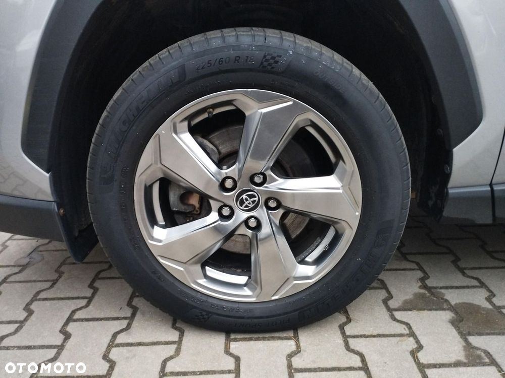 Toyota RAV4 - 28