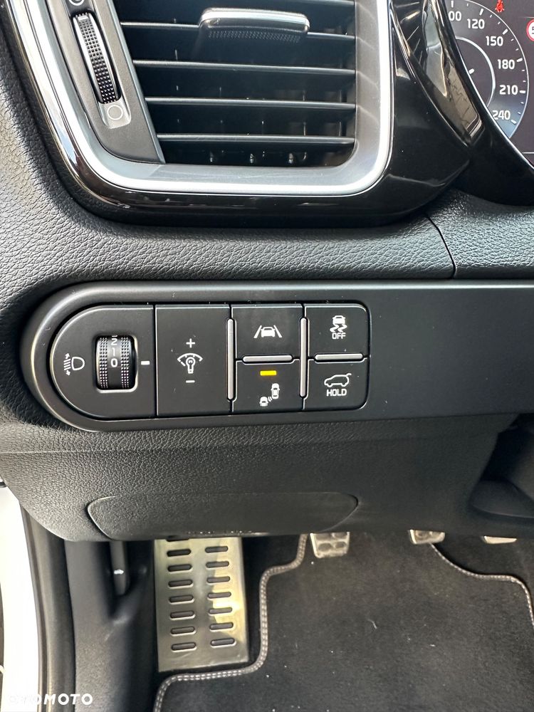 Kia XCeed 1.5 T-GDI GT-Line - 25