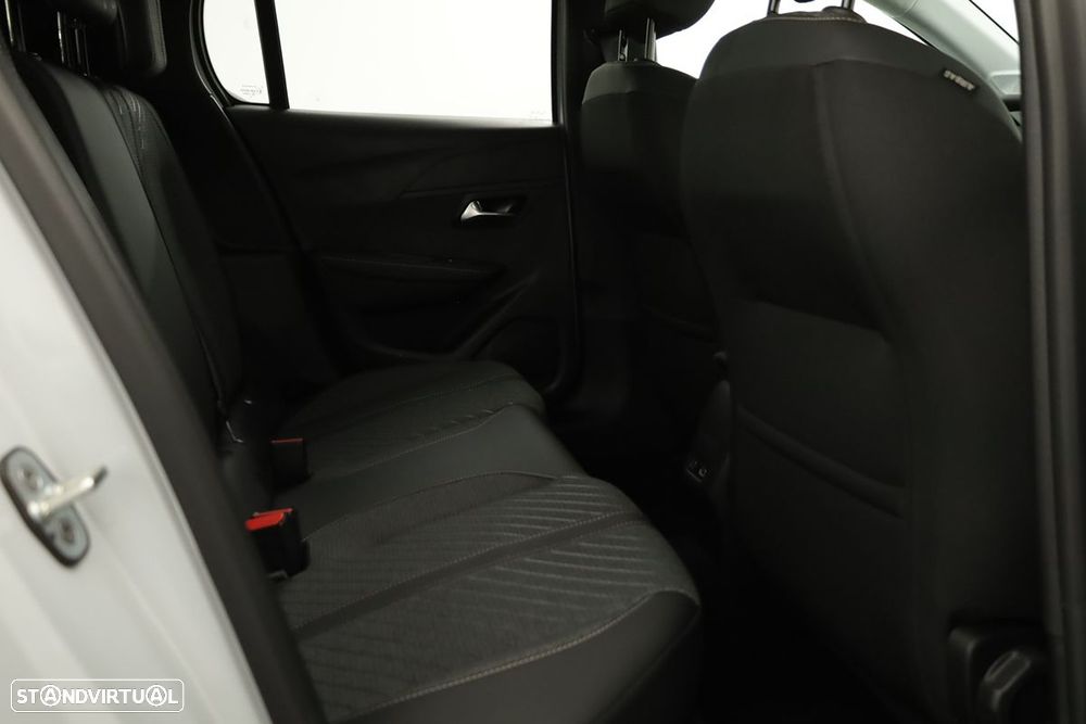Peugeot 208 1.2 Hybrid Allure e-DCS6 - 22