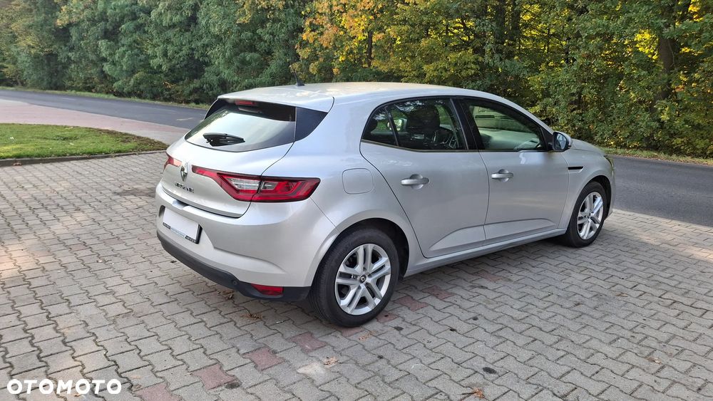 Renault Megane TCe 115 GPF LIMITED - 14