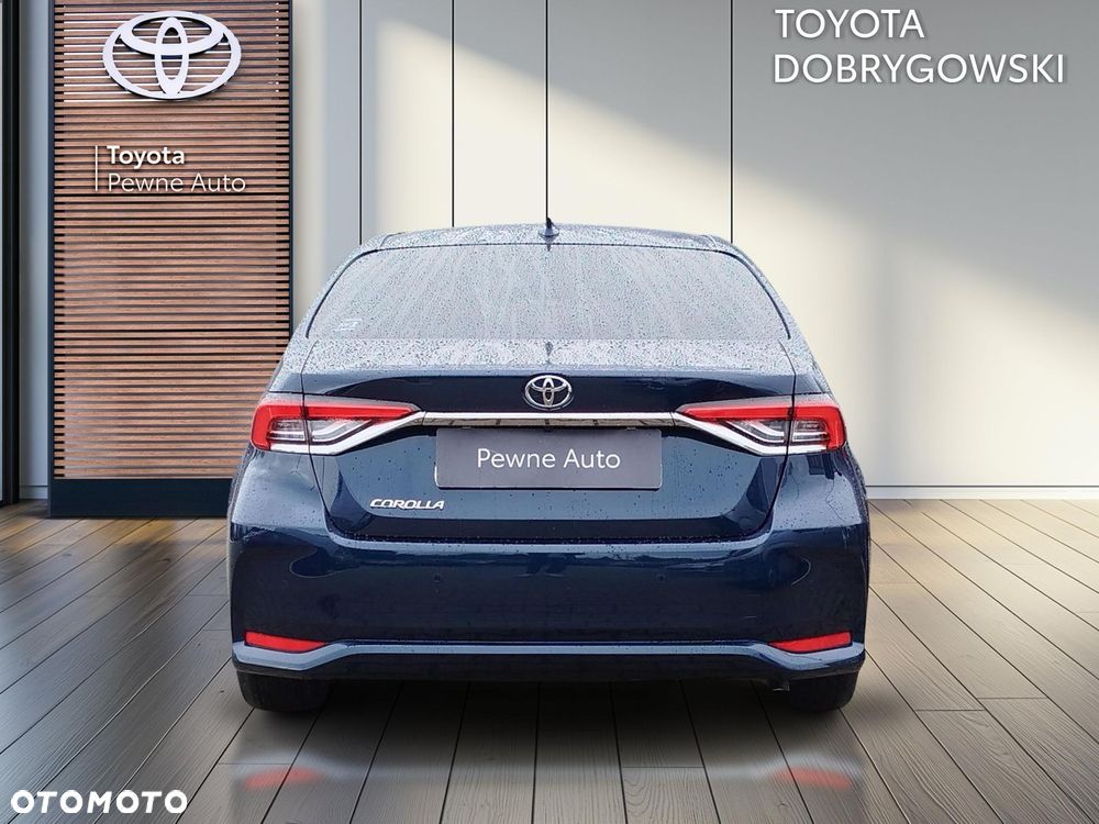 Toyota Corolla - 4