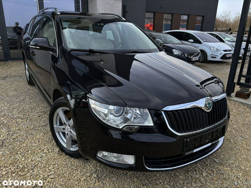 Skoda Superb 2.0 TDI Elegance DSG - 2