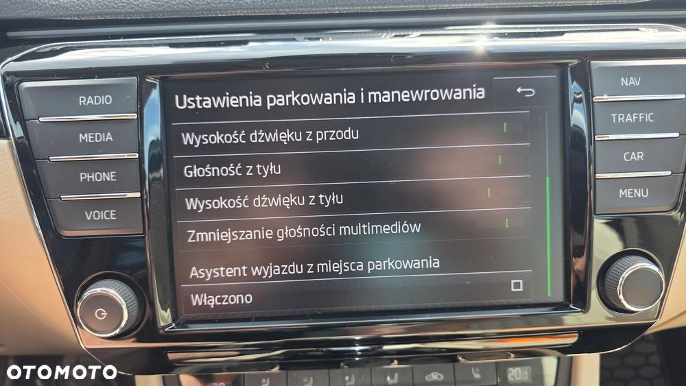 Skoda Superb 2.0 TSI 4x4 L&K DSG - 31
