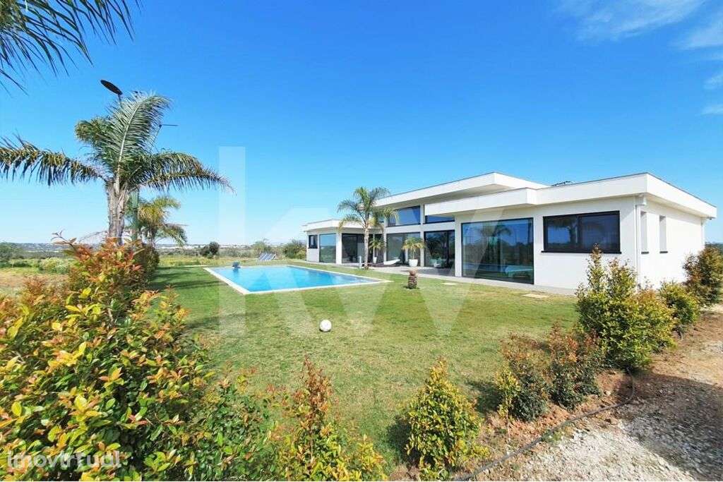 MORADIA T5 CONTEMPORÂNIA, ALBUFEIRA - Grande imagem: 5/60