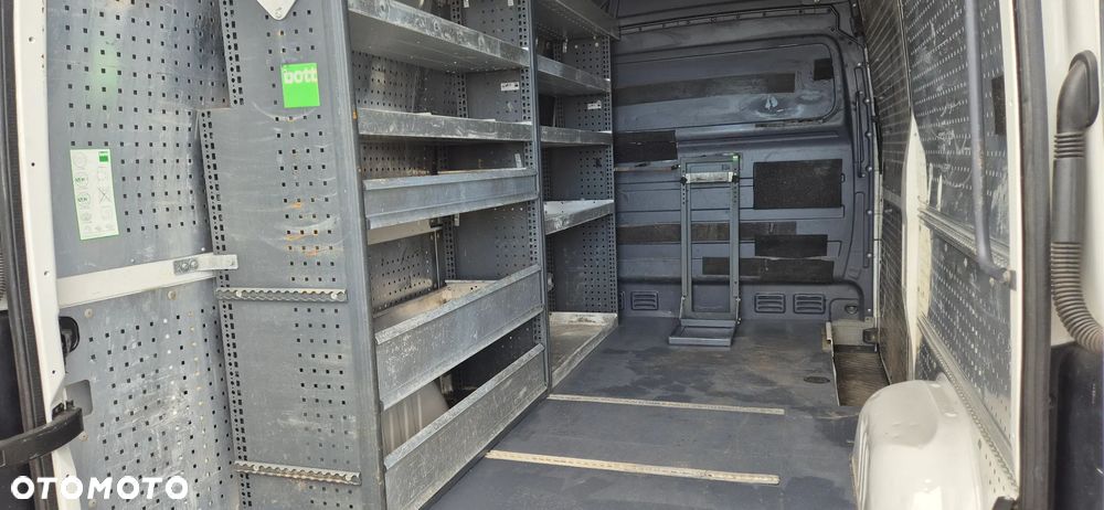 Volkswagen Crafter - 10