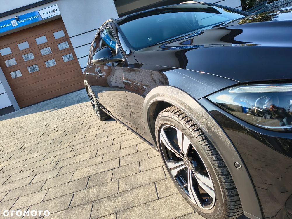 Mercedes-Benz Klasa C 220 d 4Matic 9G-TRONIC Avantgarde - 5