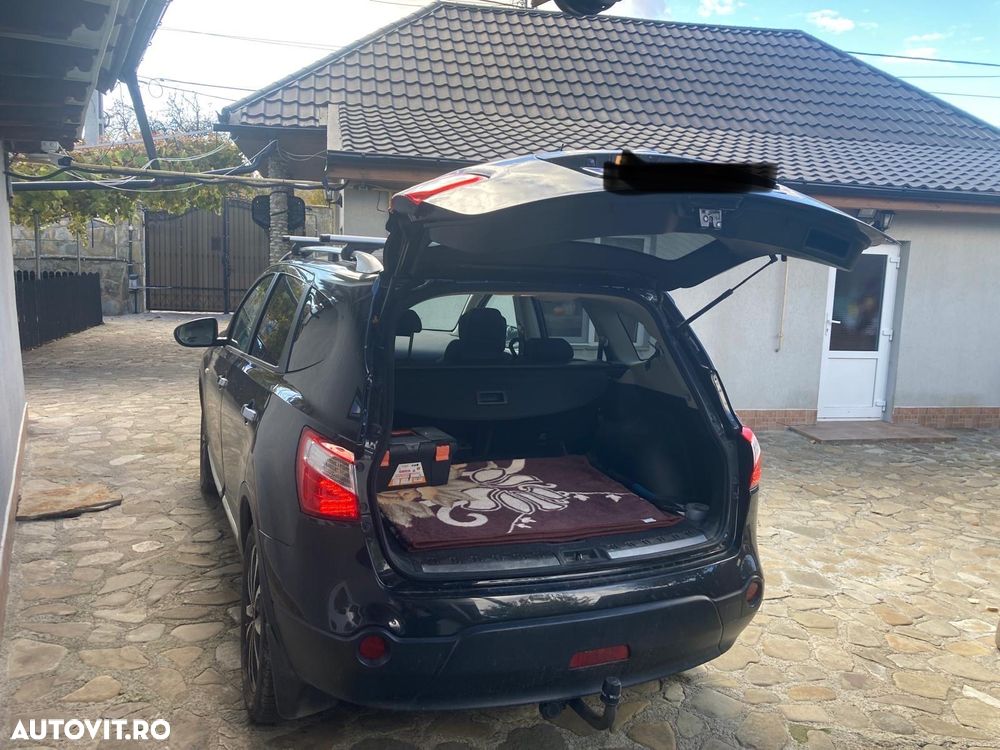 Nissan Qashqai+2 - 6