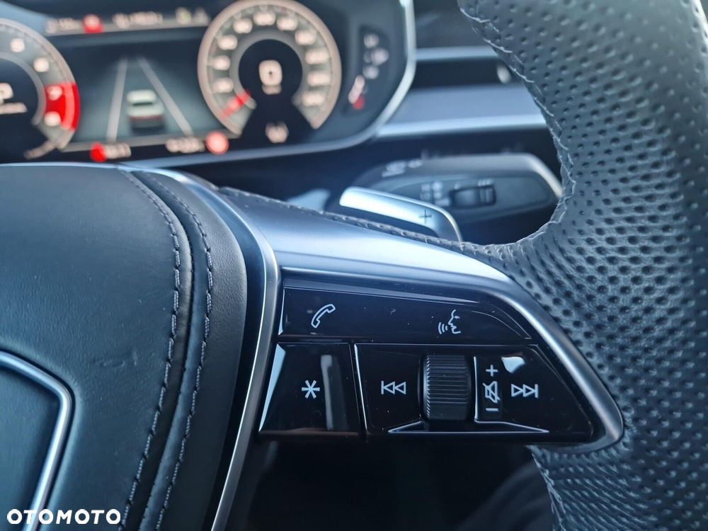 Audi S8 - 20