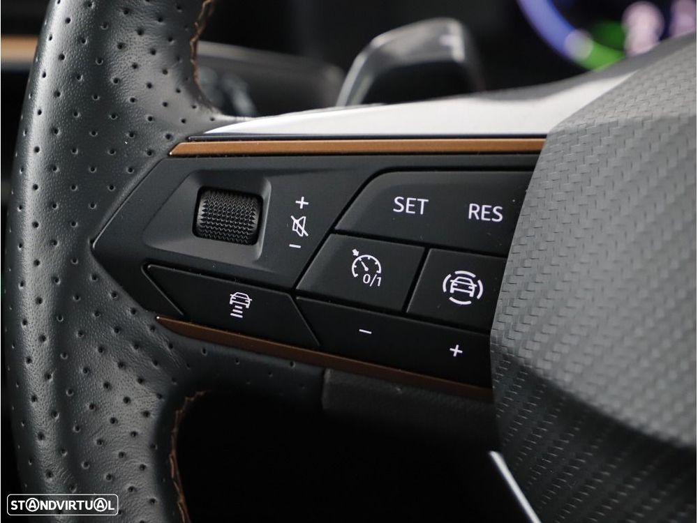 Cupra Formentor 1.4 e-Hybrid DSG - 32