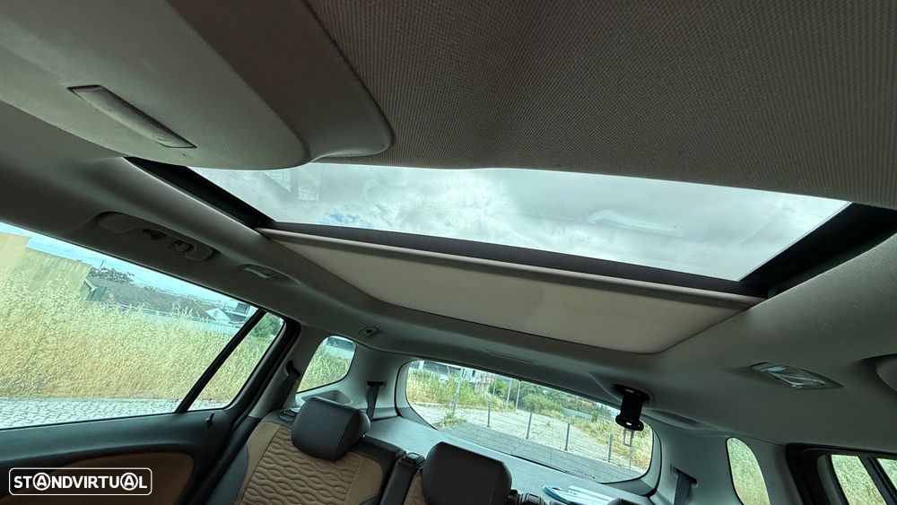 Opel Zafira 1.6 CDTi Executive - 27