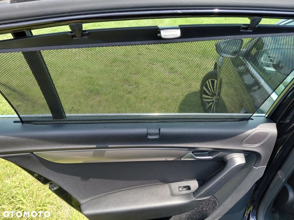 Volkswagen Passat 2.0 TDI Comfortline - 17