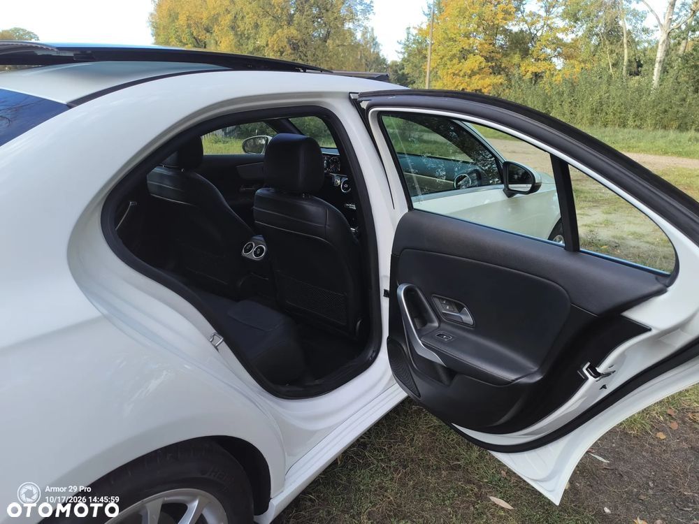 Mercedes-Benz Klasa A 220 4Matic 7G-DCT Edition 1 - 22