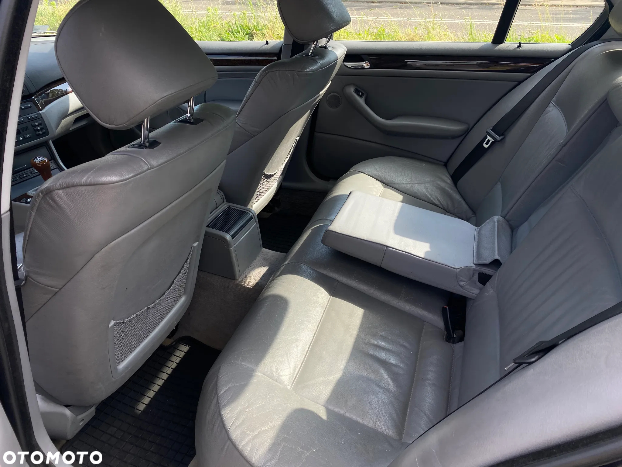 BMW Seria 3 328i - 12