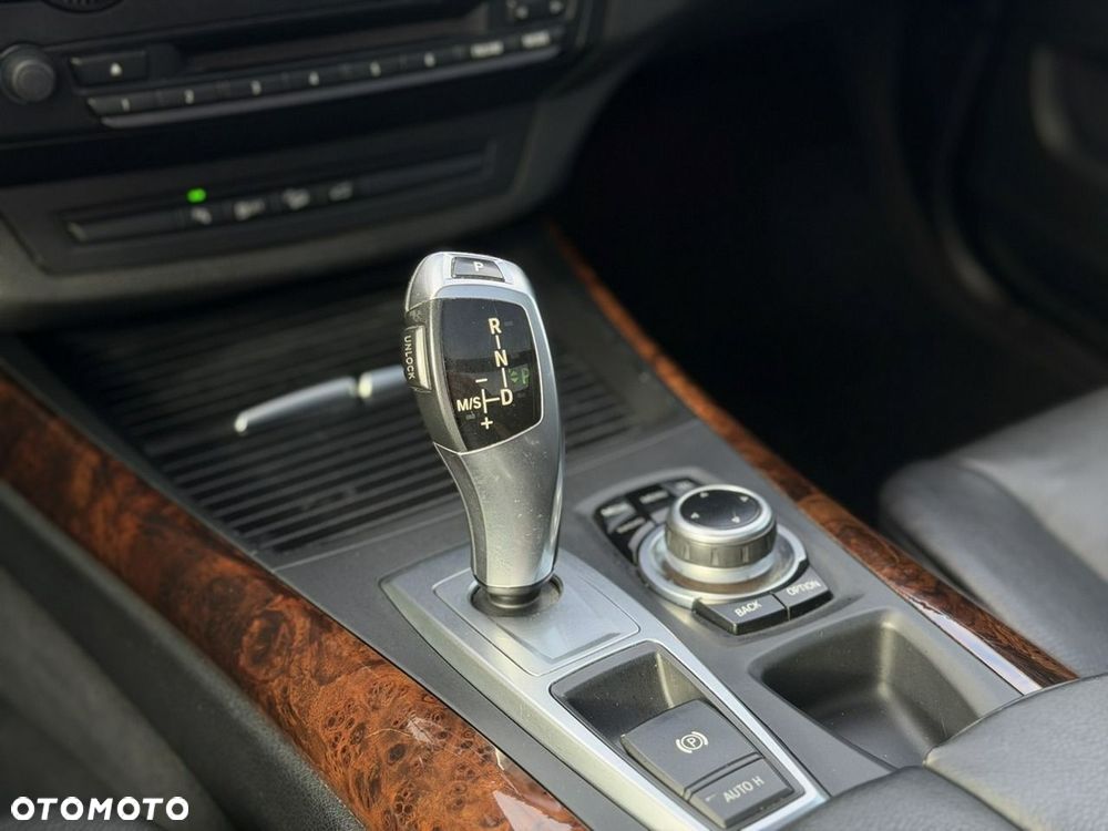 BMW X5 xDrive35i - 22