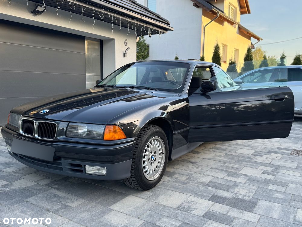 BMW Seria 3 318is - 26