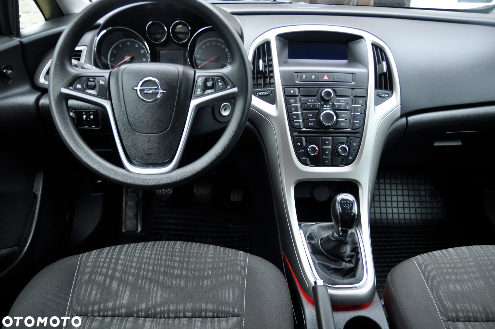 Opel Astra - 10