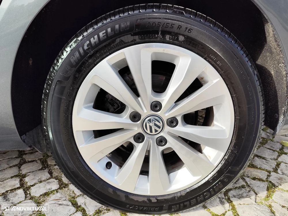 VW Golf Variant 1.6 TDi Confortline - 24