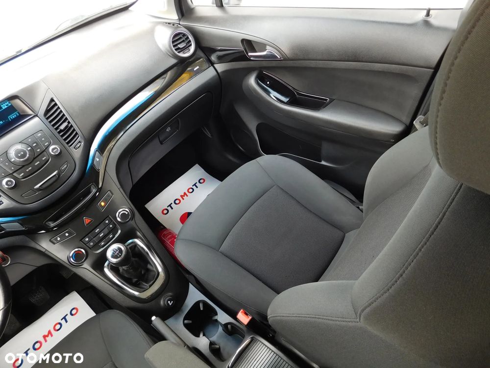 Chevrolet Orlando - 10