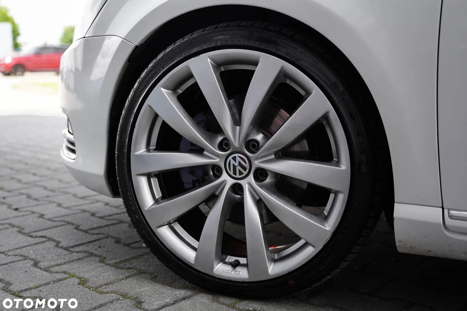 Volkswagen Passat 2.0 TDI Highline - 17