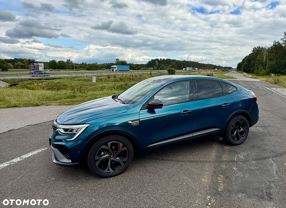 Renault Arkana E-TECH 145 R.S.LINE - 11