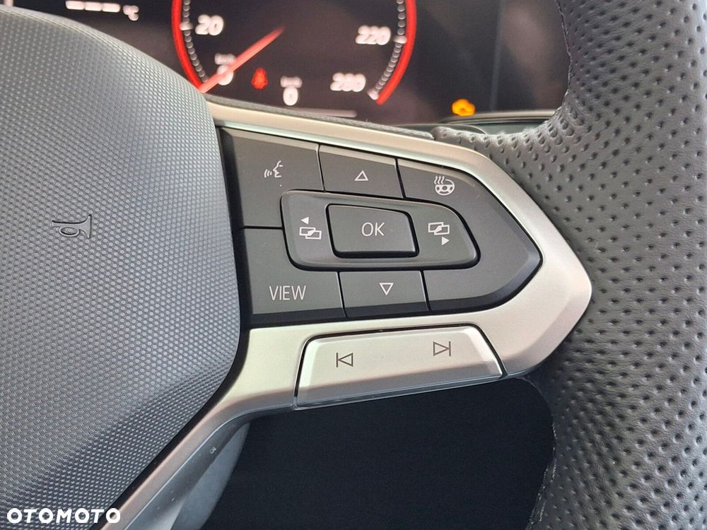 Volkswagen Touareg 3.0 V6 TDI 4Motion R-Line Final Edition - 36