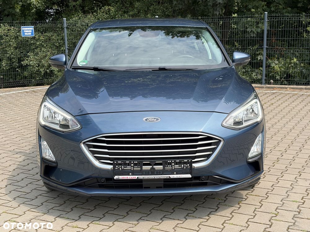 Ford Focus 1.0 EcoBoost Trend - 26