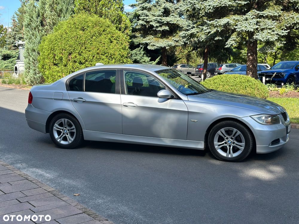 BMW Seria 3 318d - 6