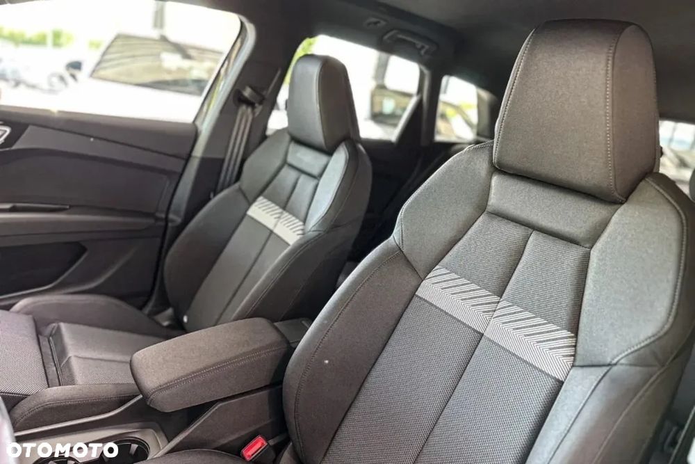 Audi Q4 e-tron 40 63kWh - 11