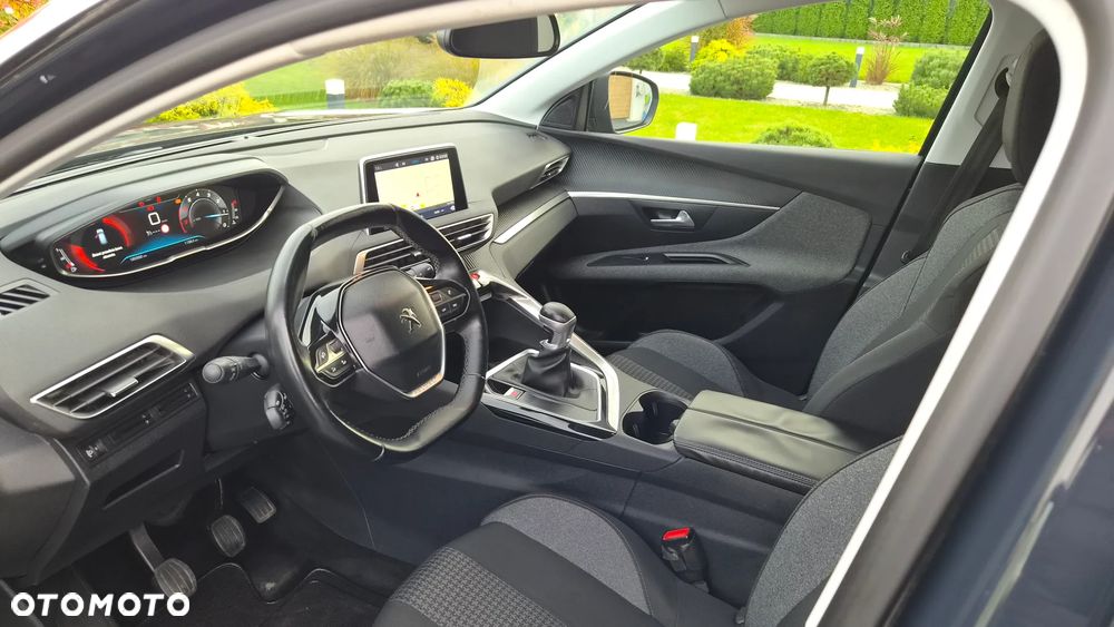 Peugeot 3008 - 14