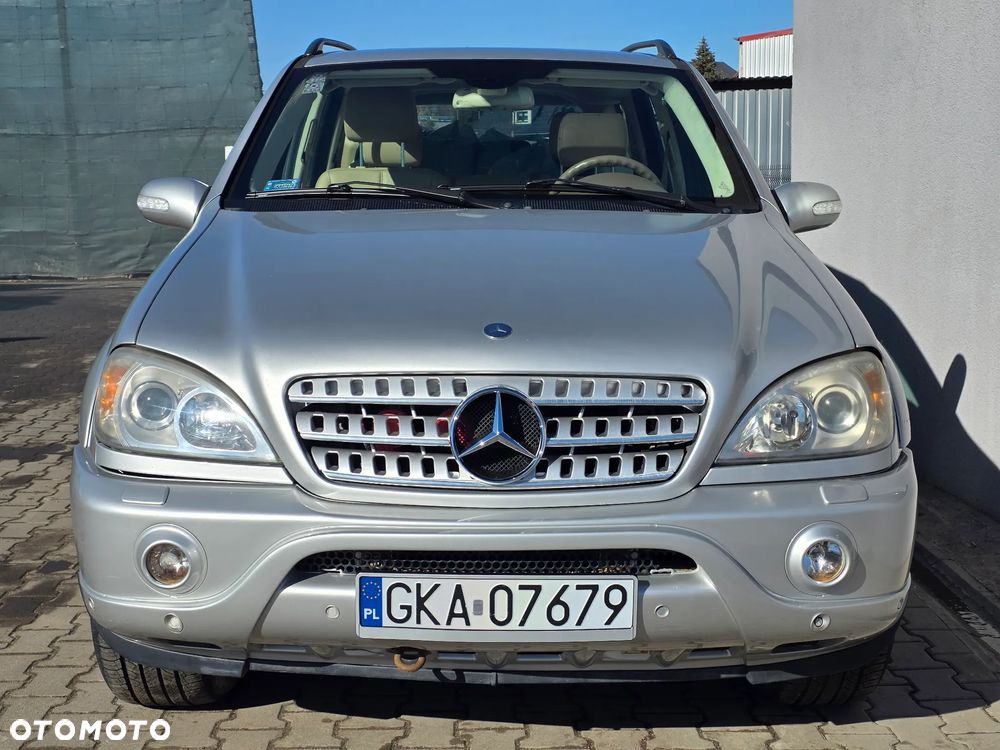 Mercedes-Benz ML 500 - 5