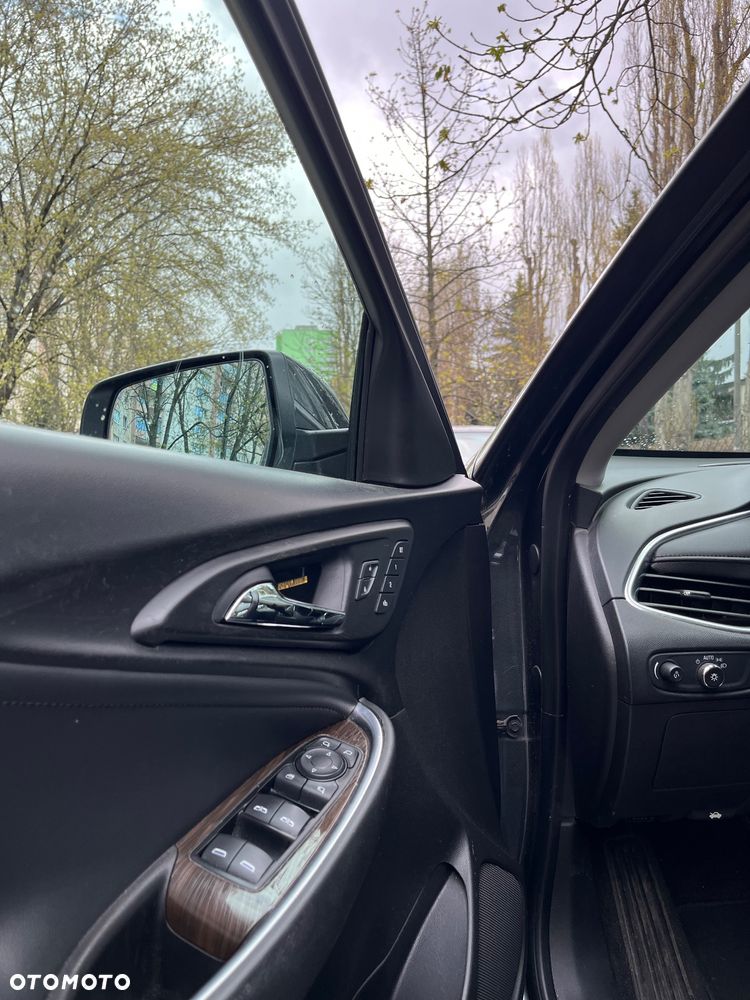 Chevrolet Malibu - 12