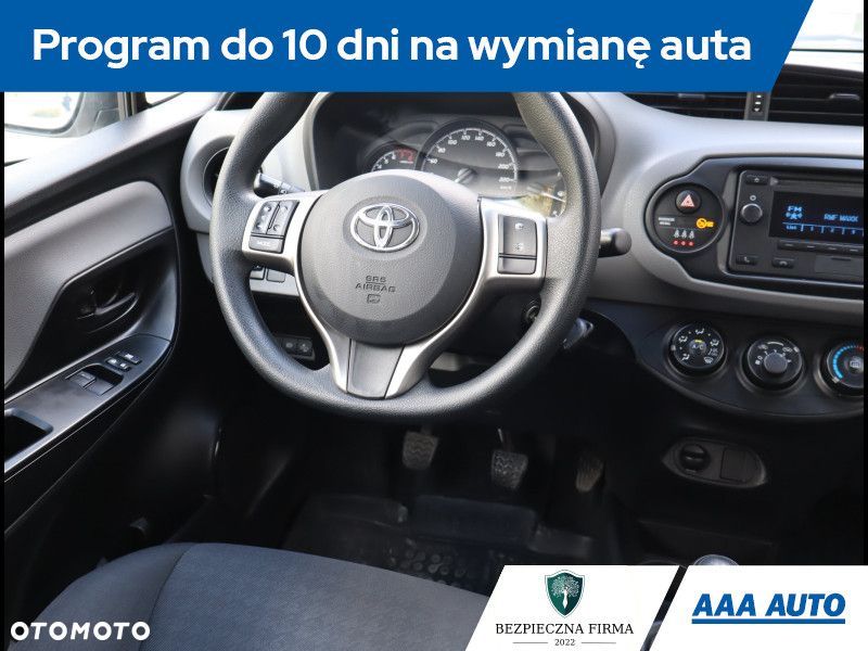 Toyota Yaris - 8