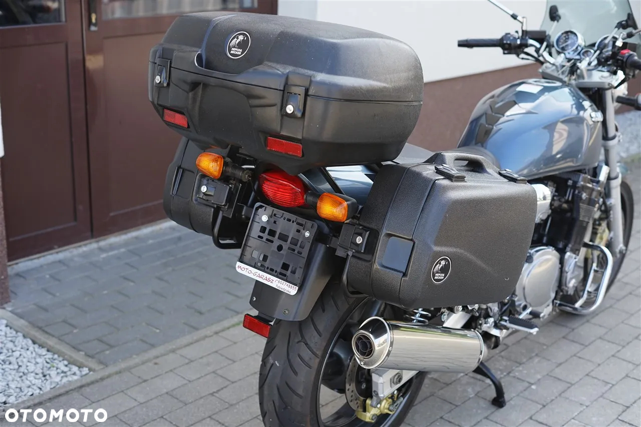 Suzuki GSX - 5