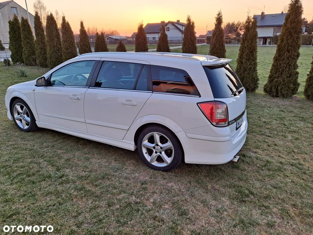 Opel Astra 1.9 CDTI DPF Cosmo - 7