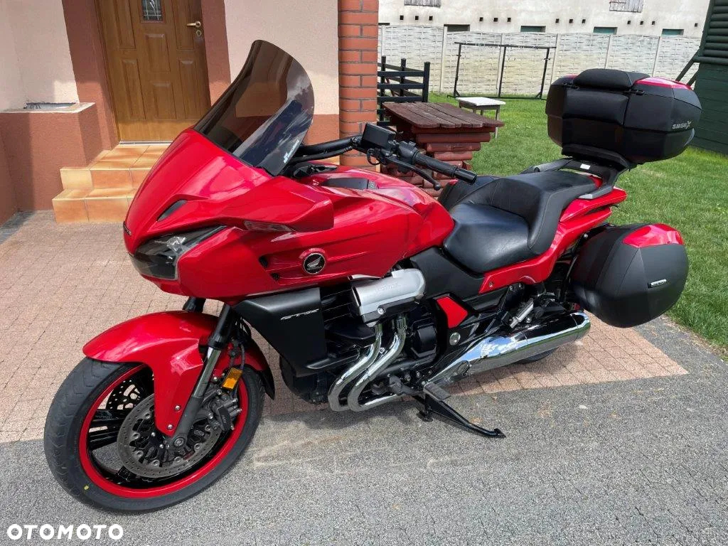 Honda CTX - 33
