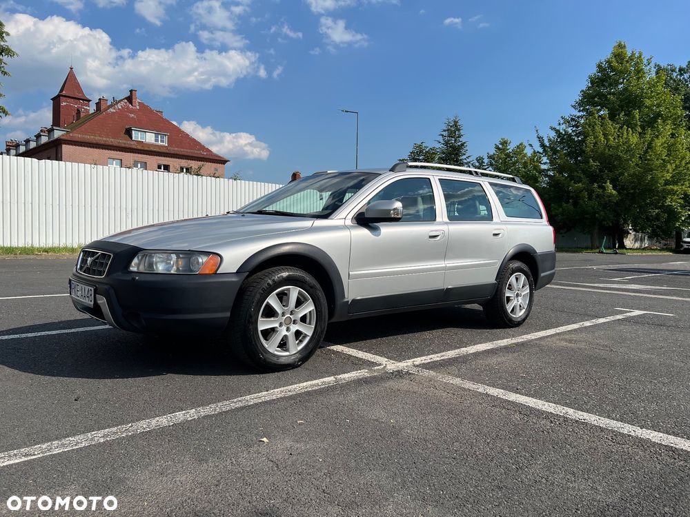 Volvo XC 70 - 1