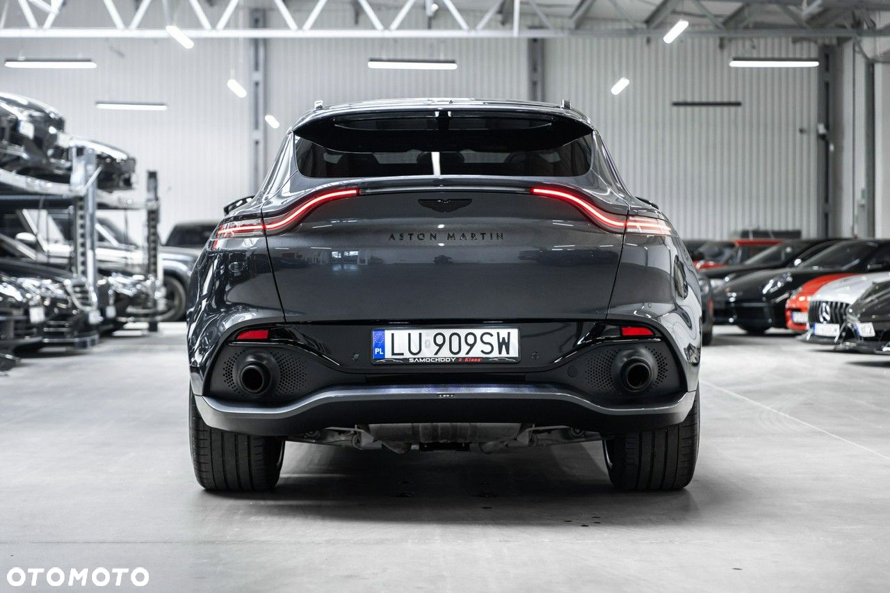 Aston Martin DBX Standard - 11