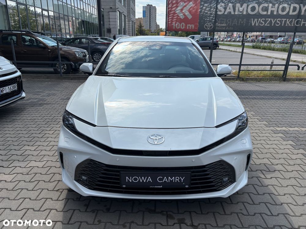 Toyota Camry 2.5 Hybrid Dynamic Force Executive e-CVT - 3
