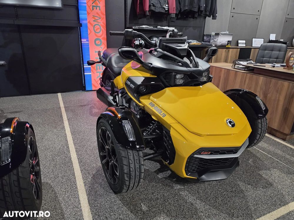 Can-Am Spyder - 7