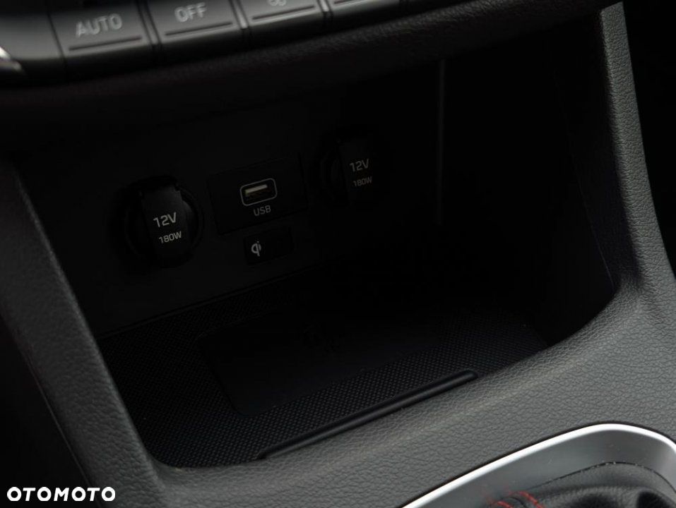 Hyundai i30 - 24