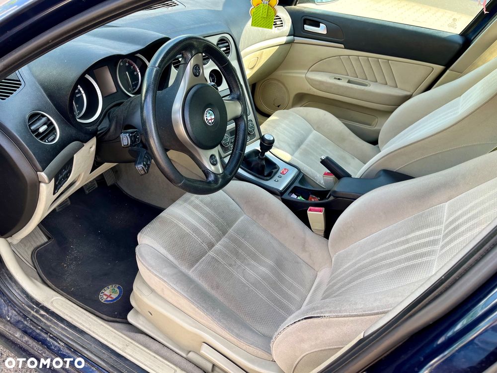 Alfa Romeo 159 1750TBi Distinctive - 12