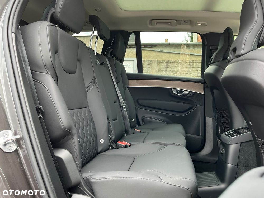 Volvo XC 90 - 15