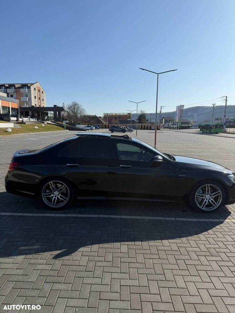 Mercedes-Benz E 43 AMG 4MATIC 9G-TRONIC - 3